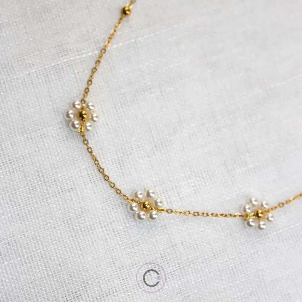 bijuterias-aço-colar-dourado colar flor pérola delicado bijuteria