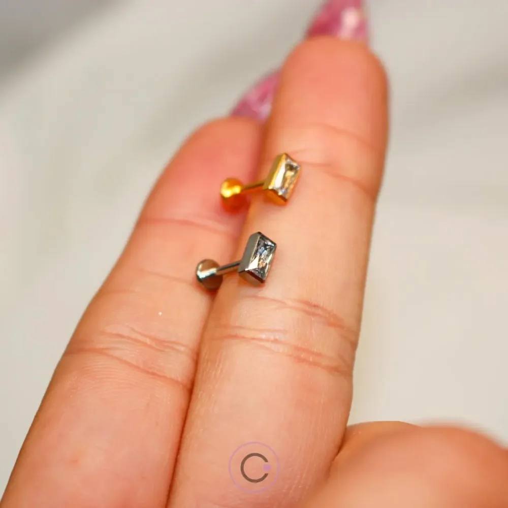 piercing-helix-conch-orelha piercings orelha helix conch tragus flat