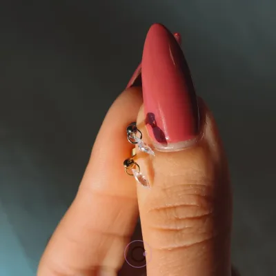 piercings orelha helix conch tragus flat