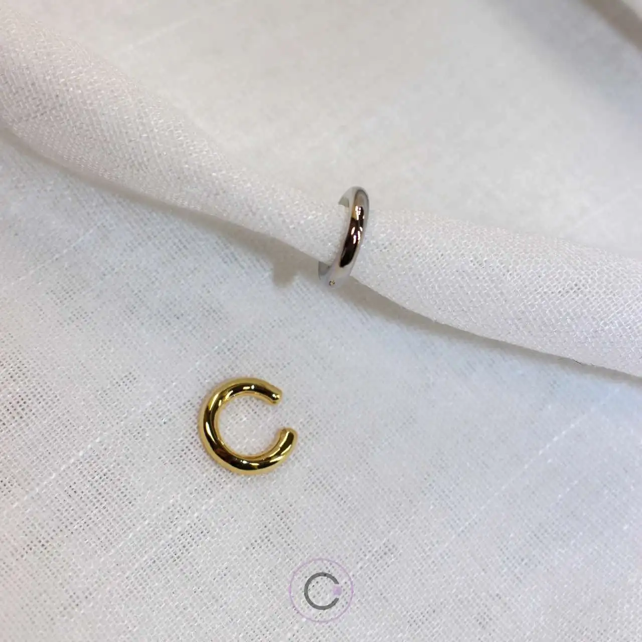 piercings falsos earcuffs