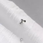 piercings orelha helix conch tragus flat